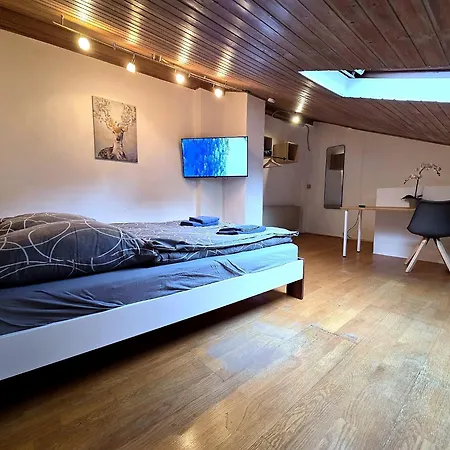 River - Apartment