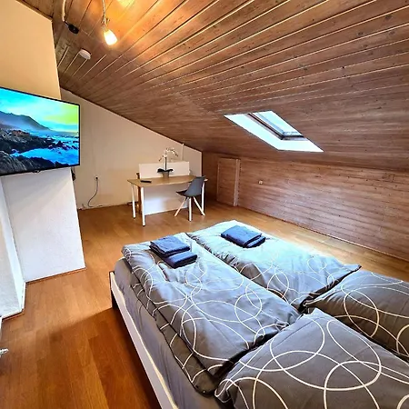 River - Apartment *